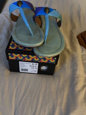 Kurt Geiger T bar sandals